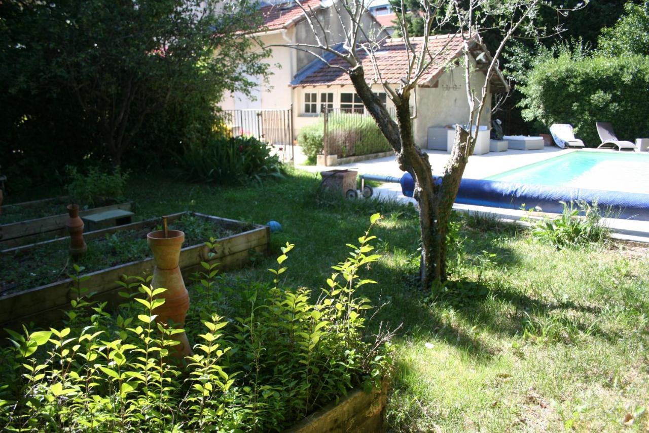 Le Mas Des Dames Appartement Avignon Exterior foto